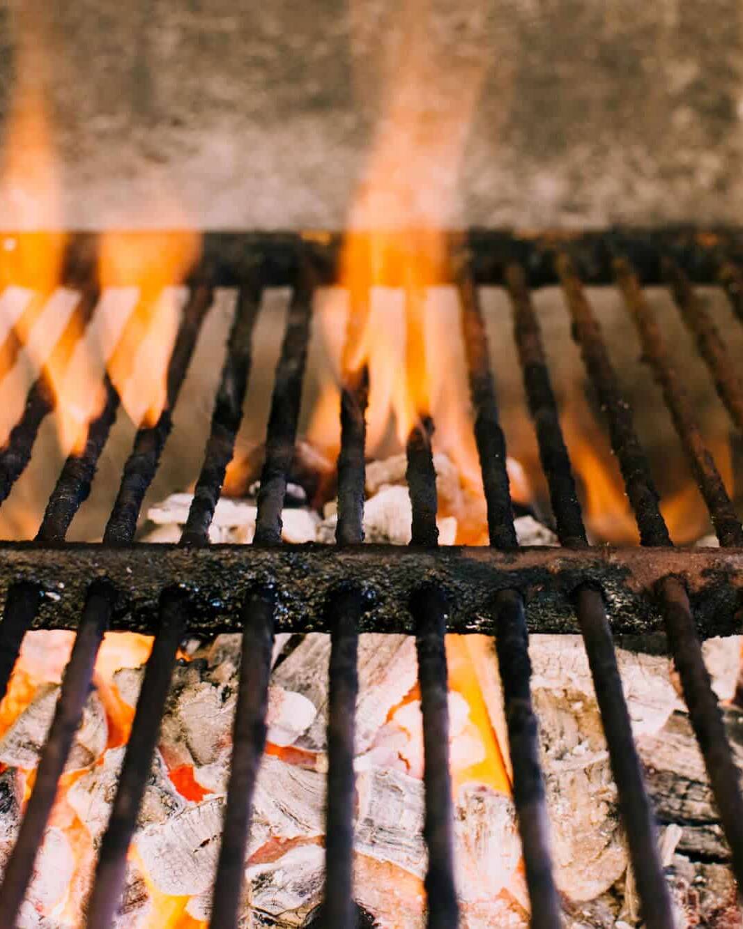 Hoe-verwijder-je-roest-uit-een-gietijzeren-pan-en-je-gietijzeren-grillrooster-