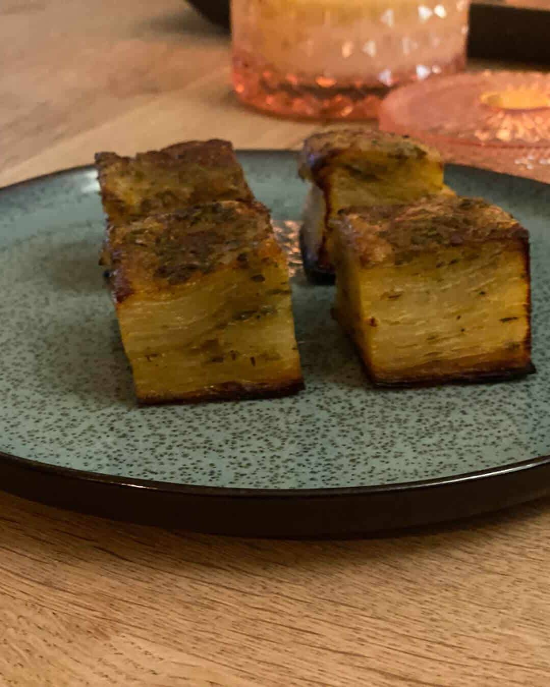 pomme-pave-met-rozemarijn-kruidenmix-recepten-bbq-kamaso-dutch-bbq-dude 01