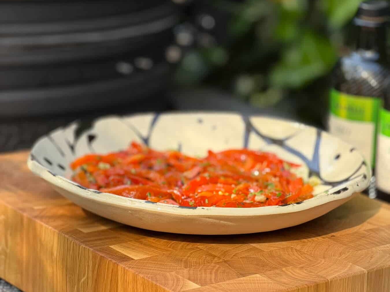 Mediterrane-gemarineerde-rode-paprika-mooi-bord-recepten-bbq-kamado-dutch-bbq-dude
