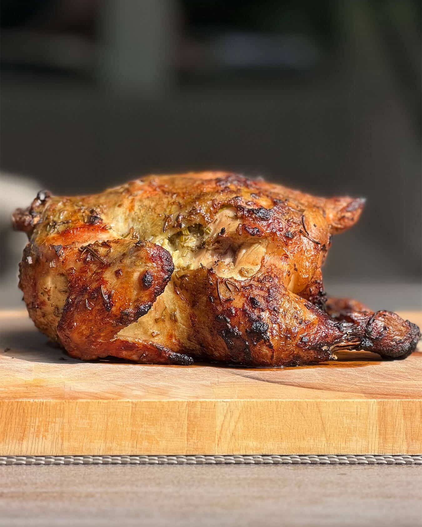 Kip aan het spit met rozemarijn rub - Dutch BBQ Dude